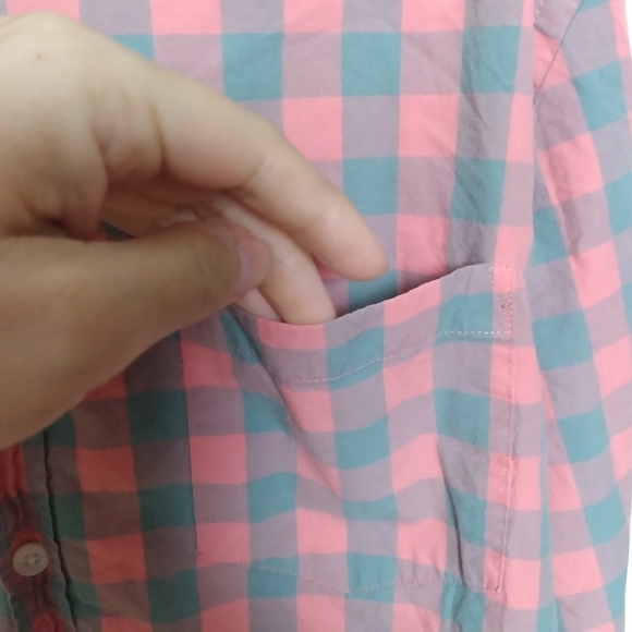 J. Crew 100% Cotton Pink and Blue Plaid Slim Fit Button Down Shirt Size Large - Picture 7 of 10
